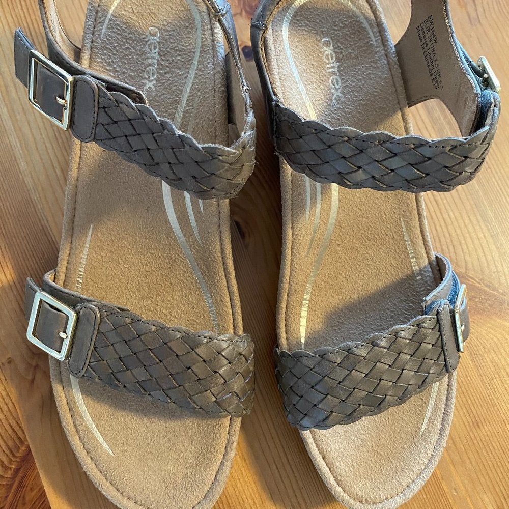 AETREX SIZE 8.5 BRAND NEW womens wedge ORTHOPEDIC